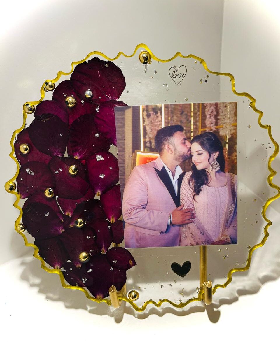 Resin Frame wedding Guft